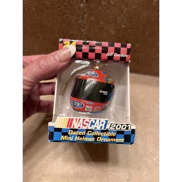 NASCAR 2001  #24 Jeff Gordon Collectible Mini Helmet Christmas Ornament new - Picture 3 of 6